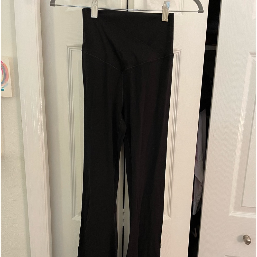 aerie crossover flare leggings